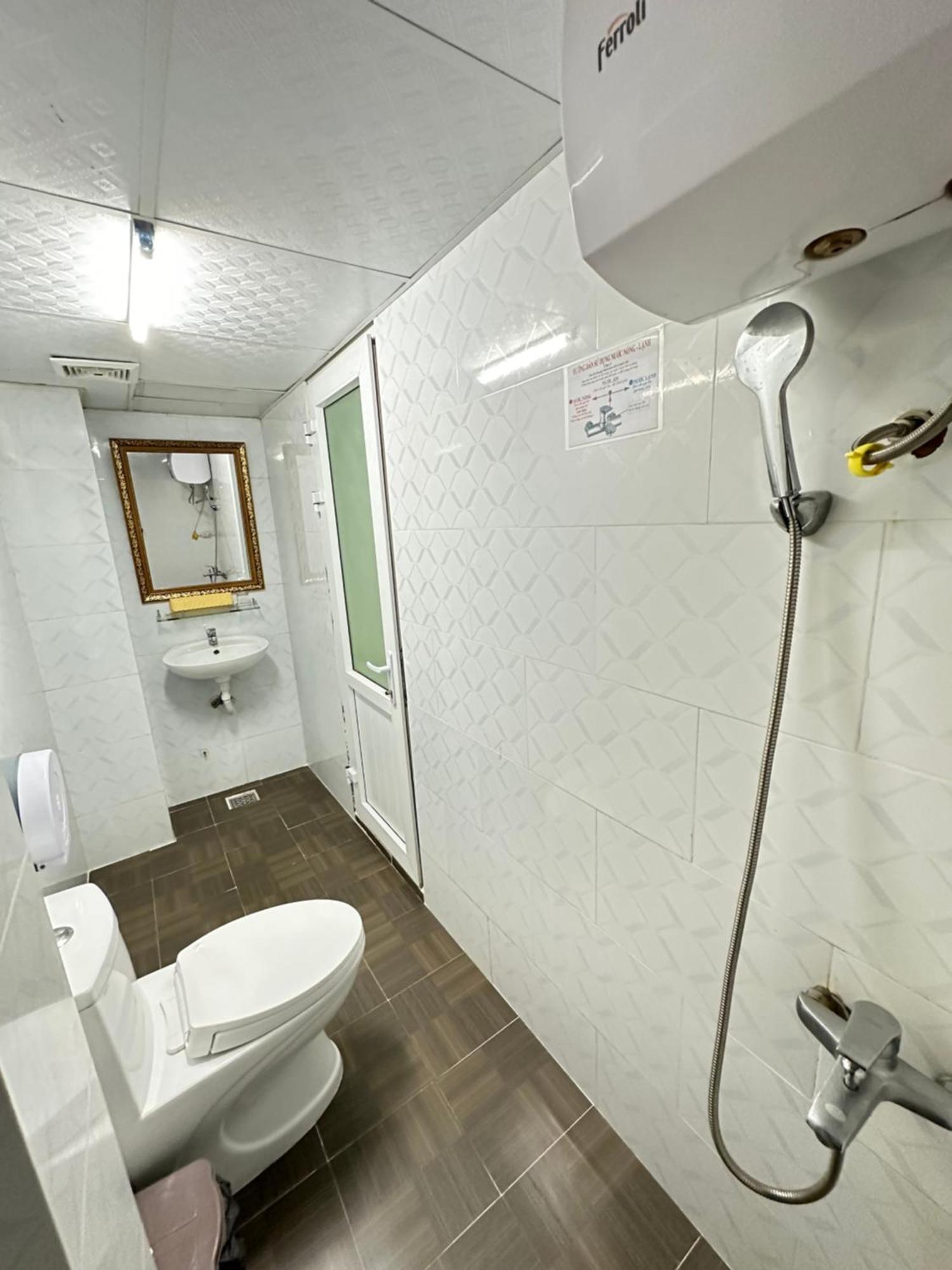 Thanh Thanh 5 Dalat Hotel - Ks Gan Cho Dem Gia Re 외부 사진